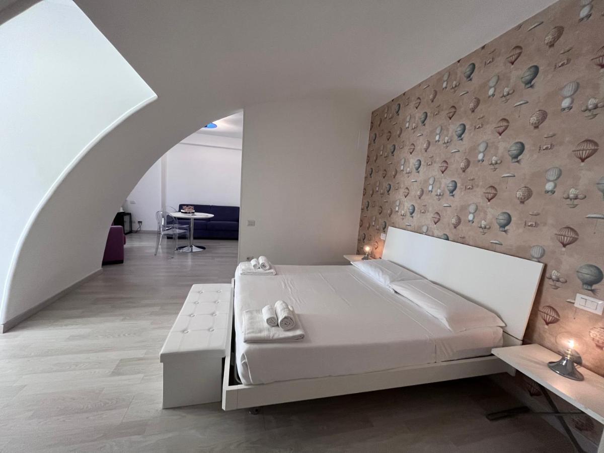 Il Giramondo Suite&Room Self Check-In Матера Экстерьер фото