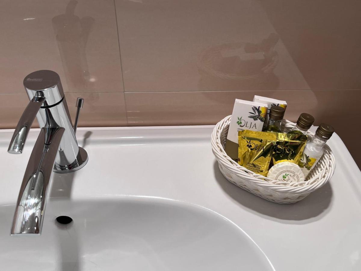 Il Giramondo Suite&Room Self Check-In Матера Экстерьер фото