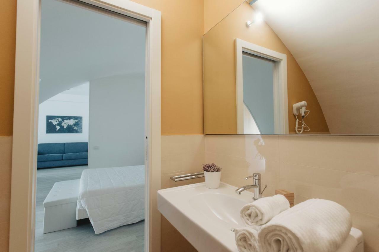 Il Giramondo Suite&Room Self Check-In Матера Экстерьер фото